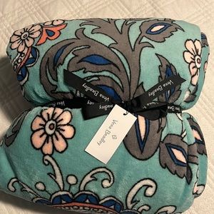 Vera Bradley Throw Blanket New with tags